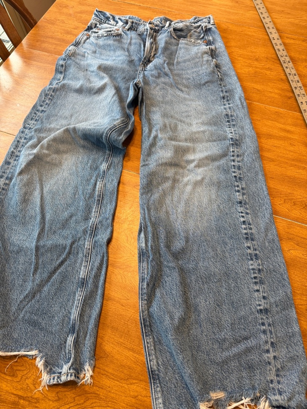 American Eagle Outfitters Light Blue High-Rise Straight Jeans